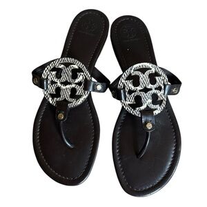 Tory Burch Miller thong sandals with animal / snake print logo medallion Size 11